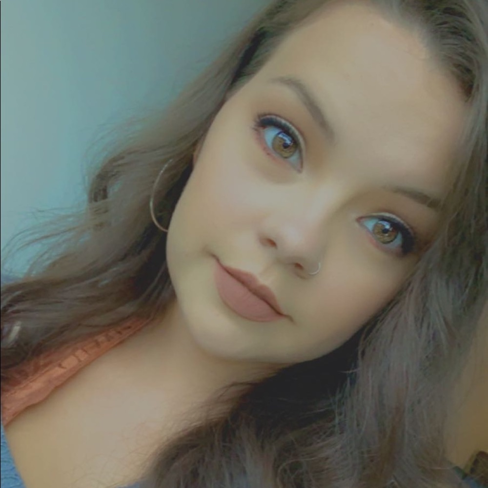 Meet your Posher, Micaela